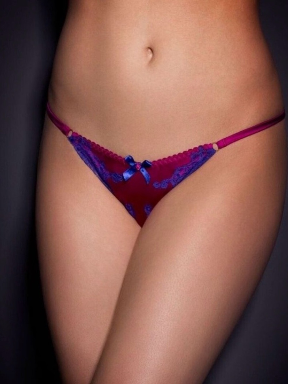 Agent Provocateur Molly Fuchsia Satin/Silk Bra & Thong Set in 34DD, AP2 (US 4) - Picture 13 of 14